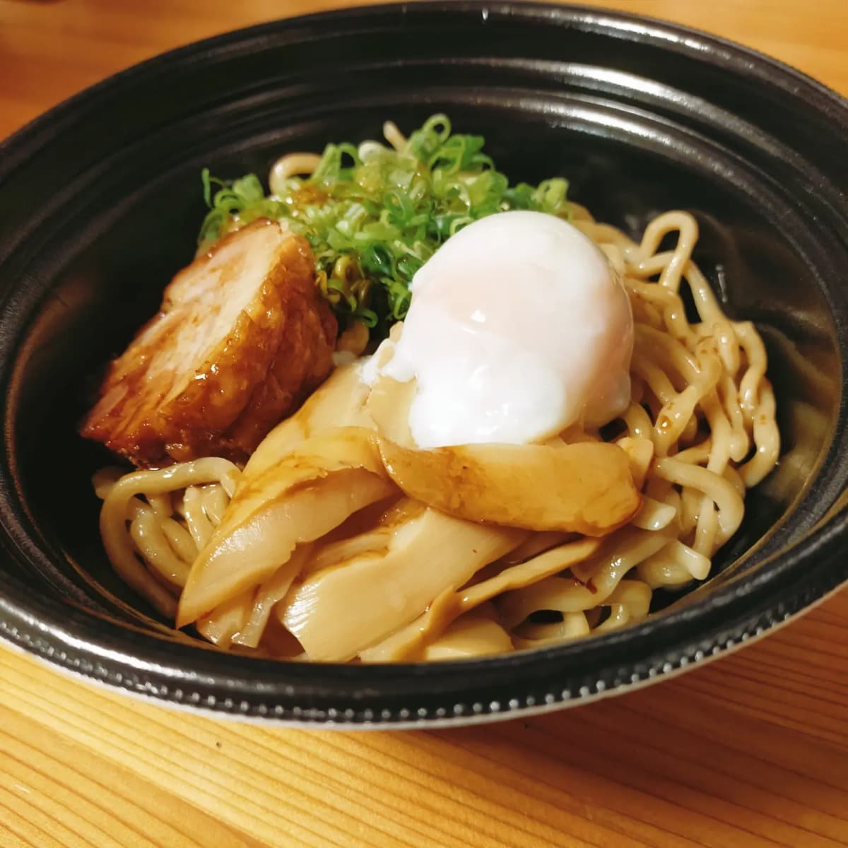 油そば温玉