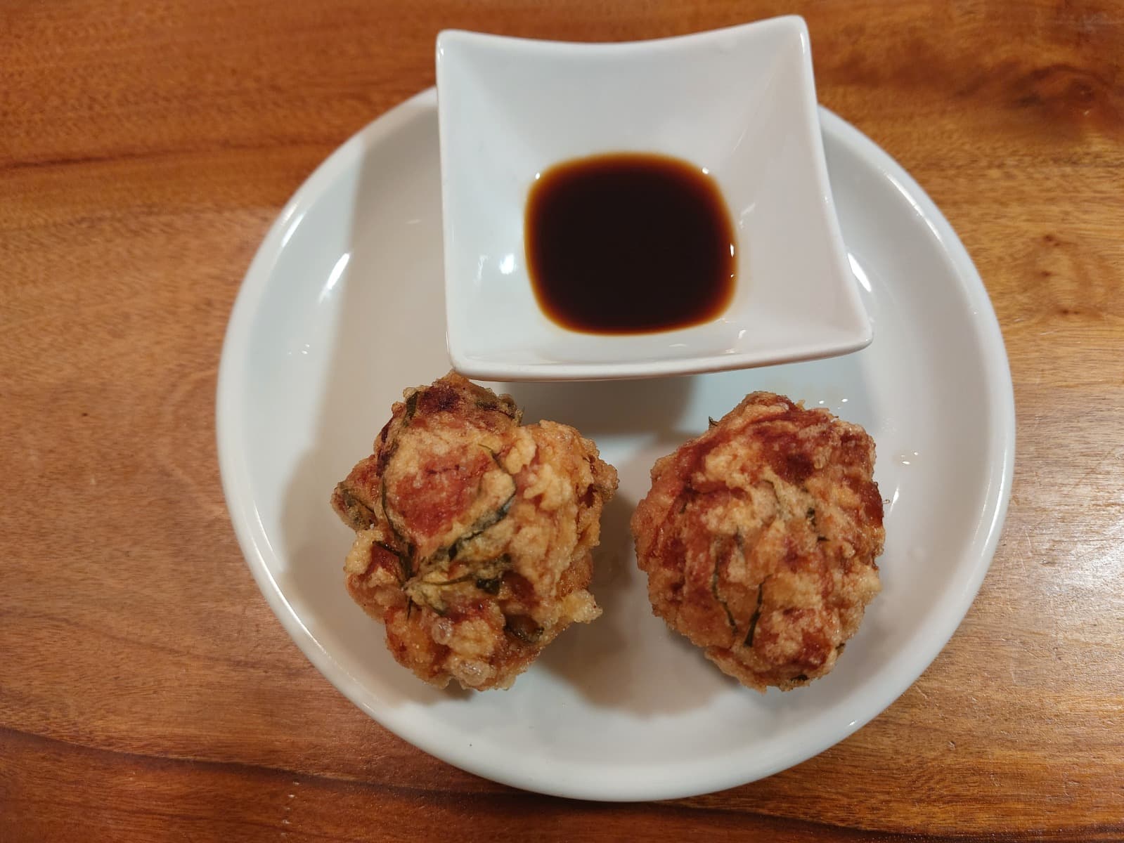 ベトナム唐揚げ（2個入り）