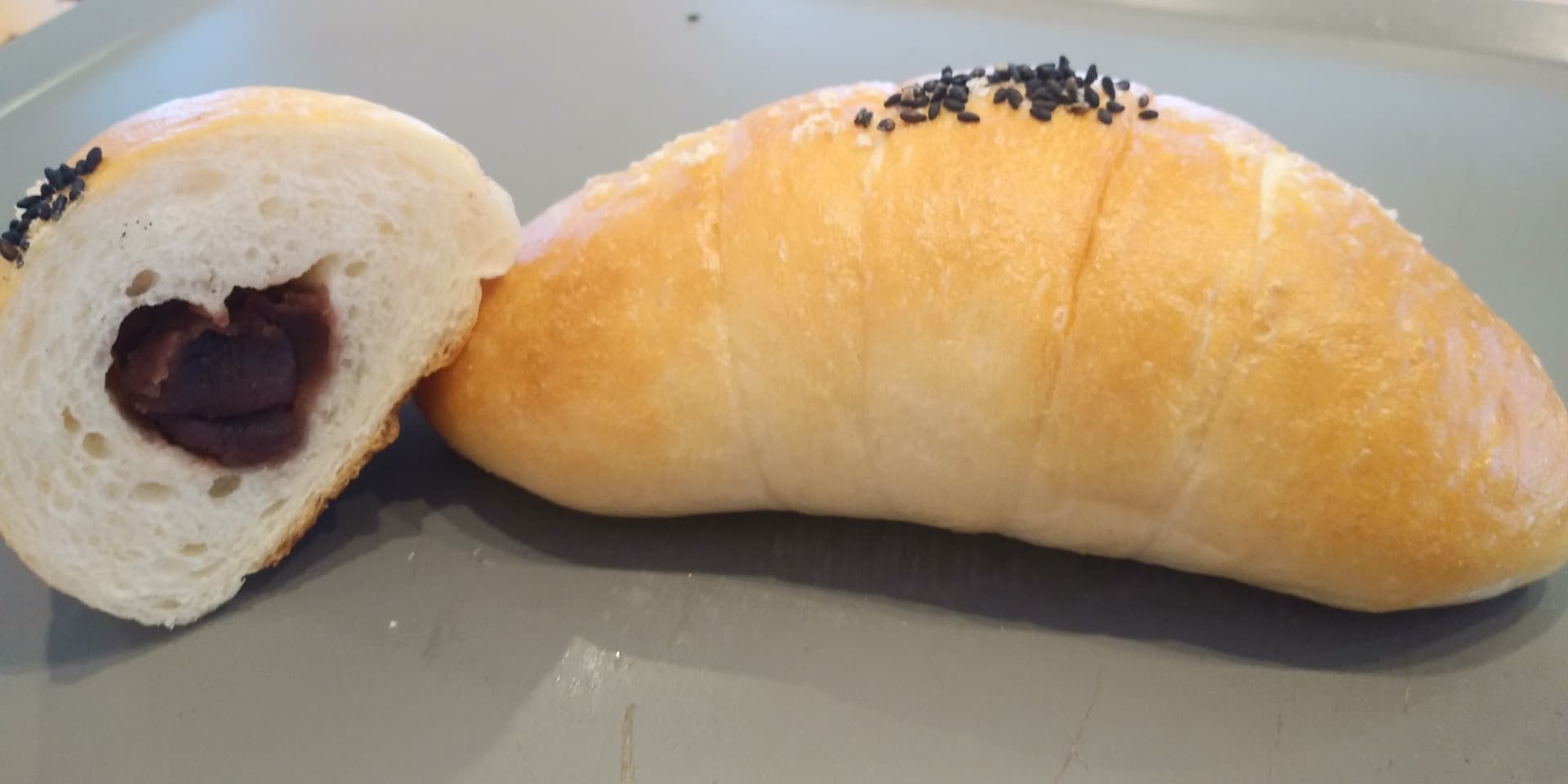 あん塩バターロール