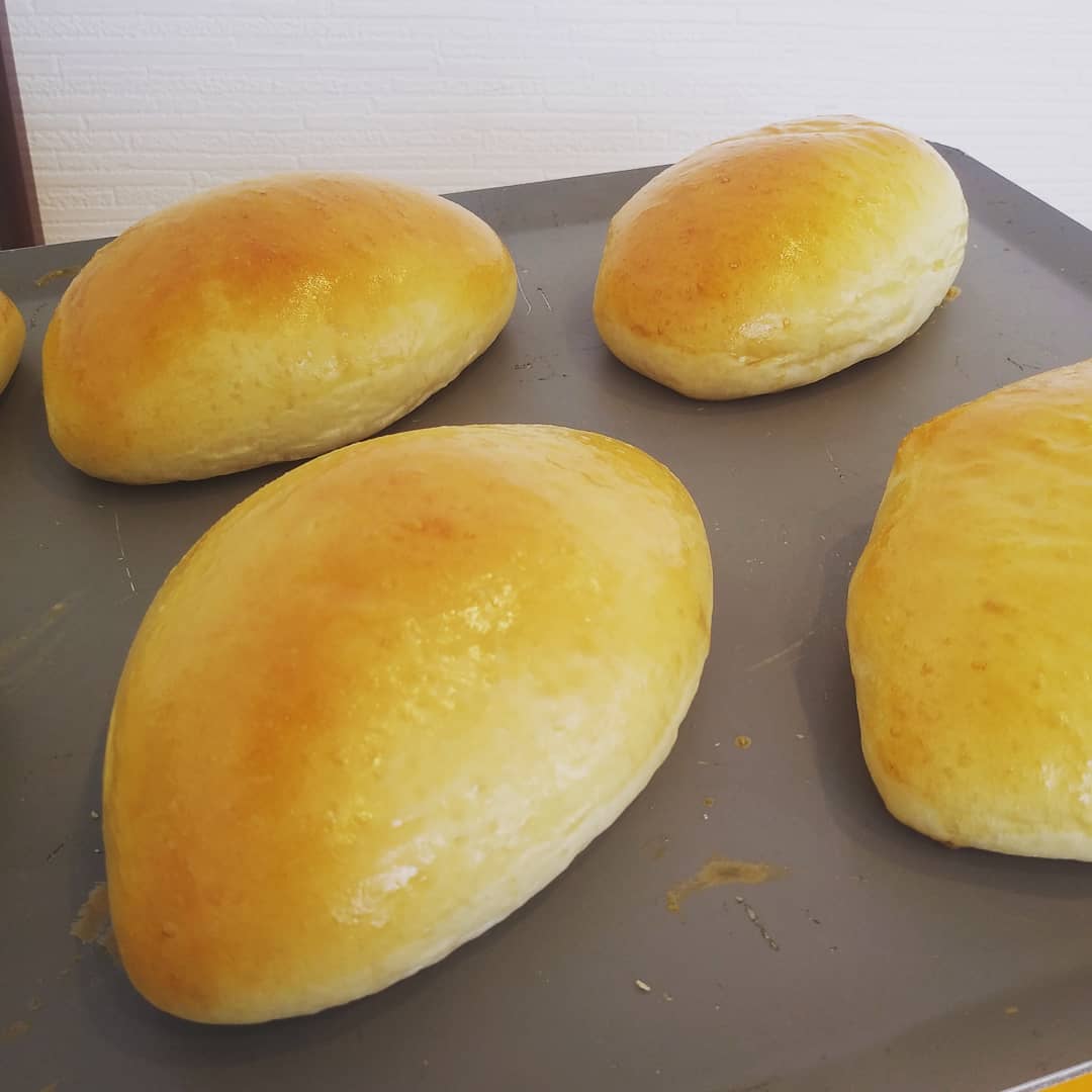 自家焼きクリームパン